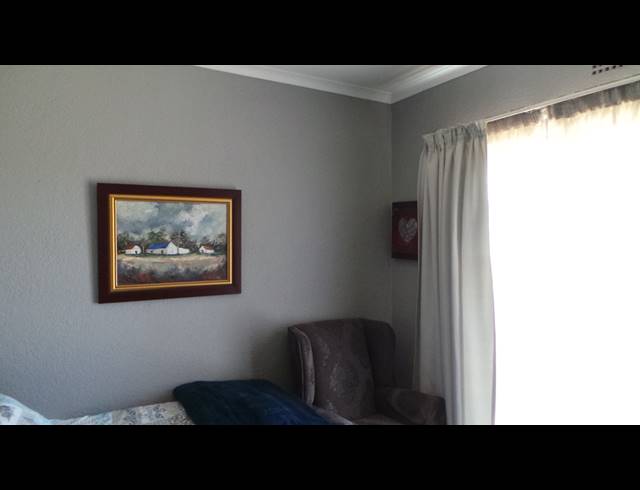 5 BEDROOM FREEHOLD FOR SALE IN DALPARK EXT 1